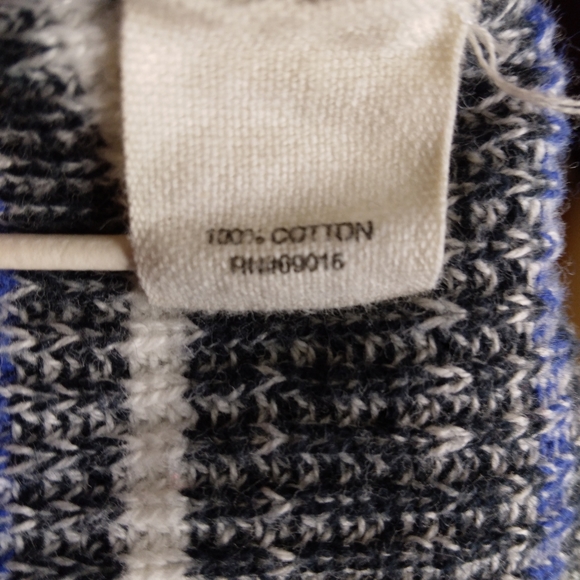 Knit Sweater - Picture 9 of 9
